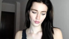 Brunette Solo Webcam Masturbation